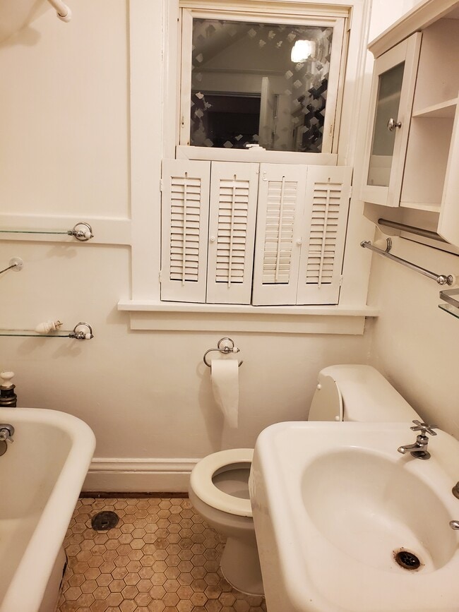 Foto del edificio - 6113 Arbor St