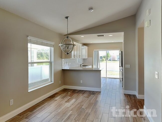 Building Photo - 10123 41st Ct E