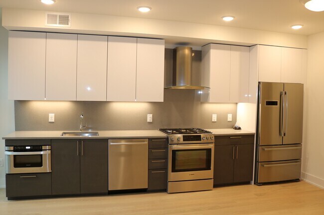 Foto del edificio - 201 Marin Blvd