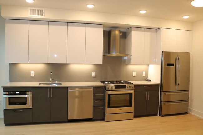 Building Photo - 201 Marin Blvd