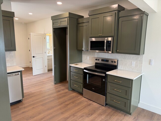 Foto del edificio - 408 2nd Ave SE