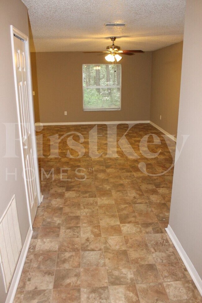 Foto del edificio - 14936 SE 25 Pl