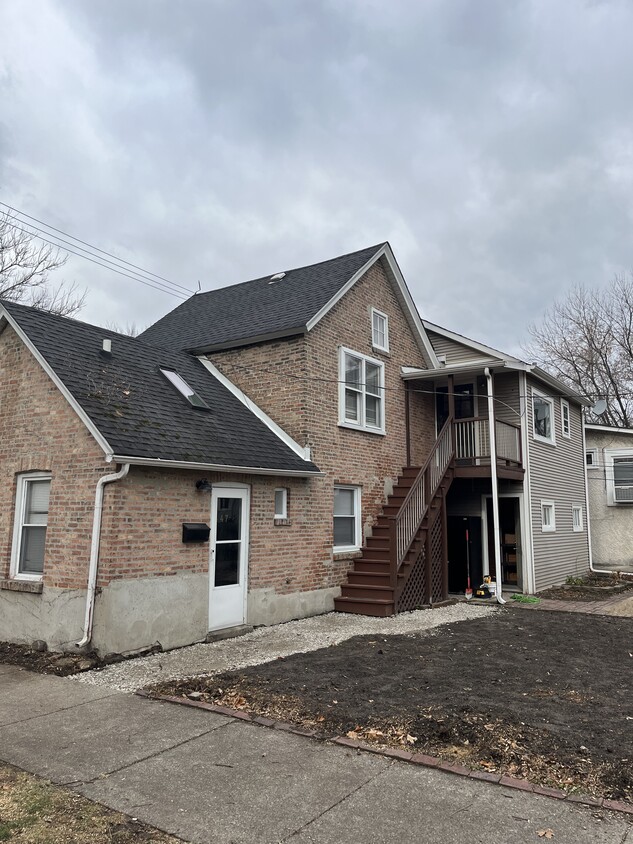 Primary Photo - 447 Beloit Ave