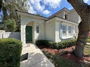 Building Photo - 4273 NE 10th Ct