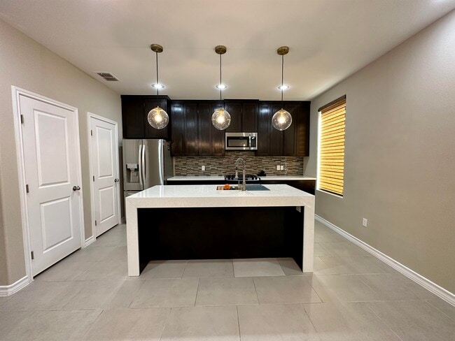 Building Photo - 7978 Elka Lp