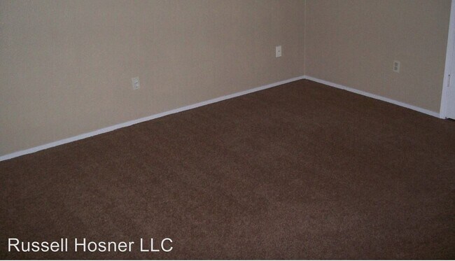 Building Photo - 13775 SW Larch Pl