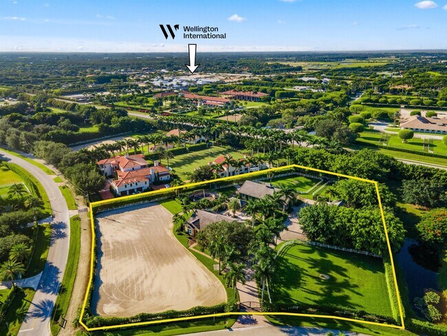 Foto del edificio - 14911 Equestrian Way