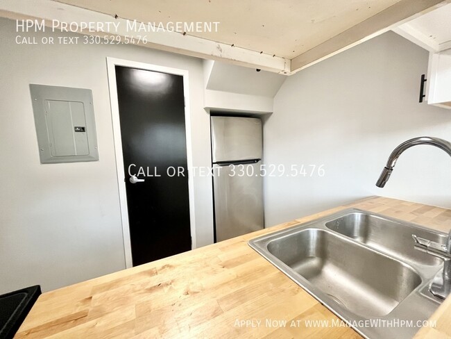 Foto del edificio - One Bedroom Apartment For Rent