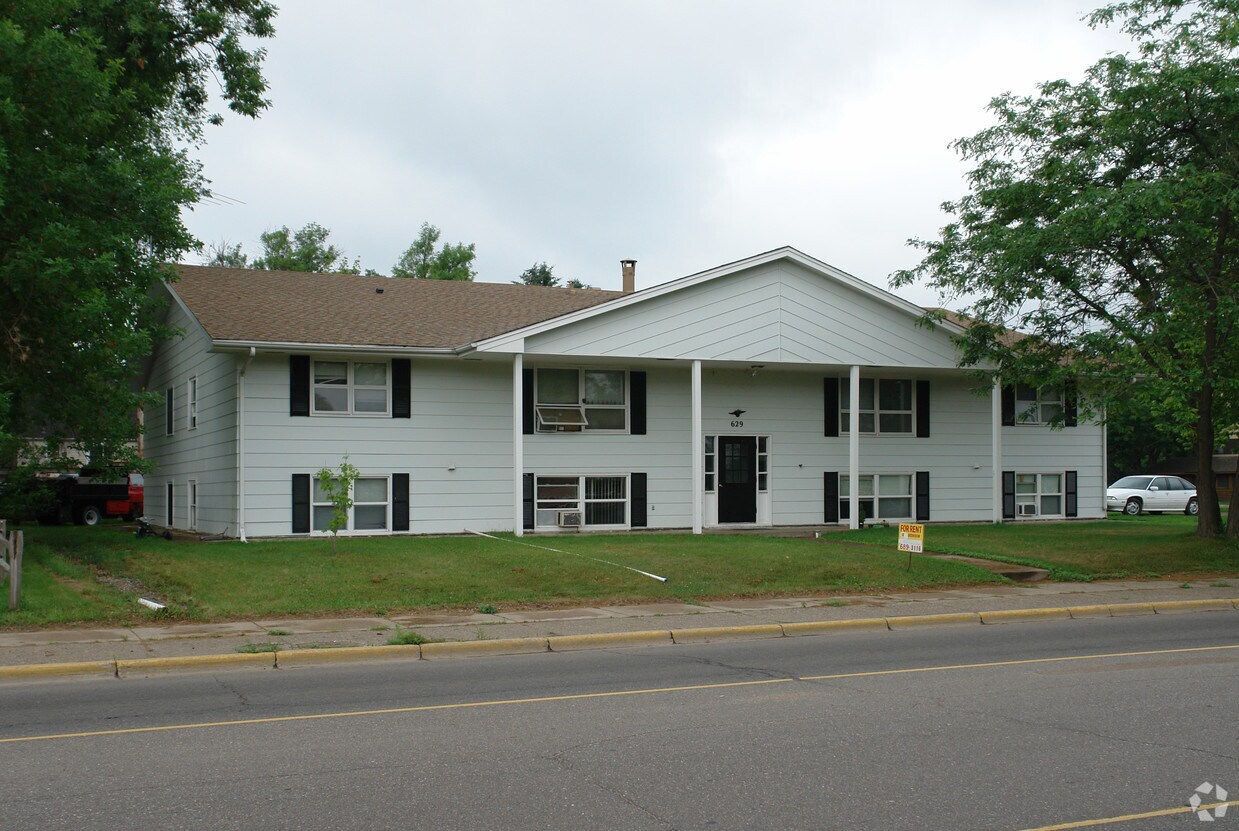 Primary Photo - 629 1st Ave W