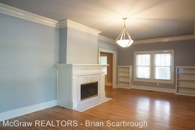 Building Photo - 2 br, 2 bath House - 1332 E 20th St