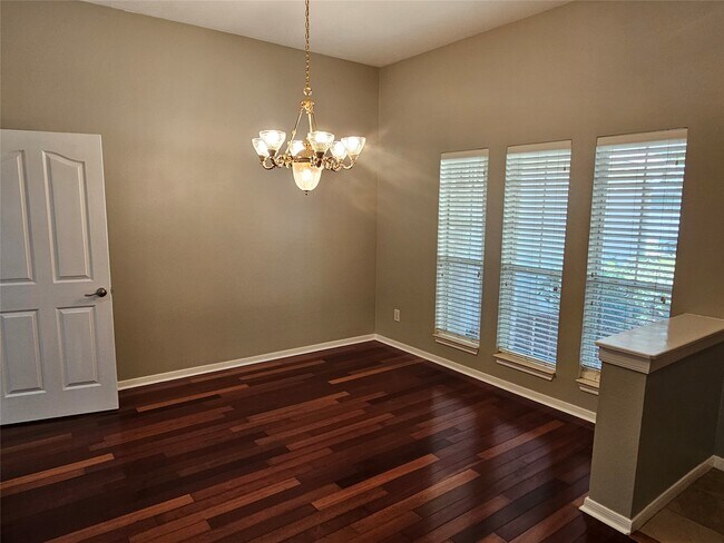 Foto del edificio - 9506 Rustic Gate Rd