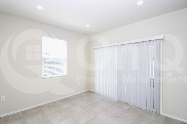 Building Photo - 18577 W Bronco Trl