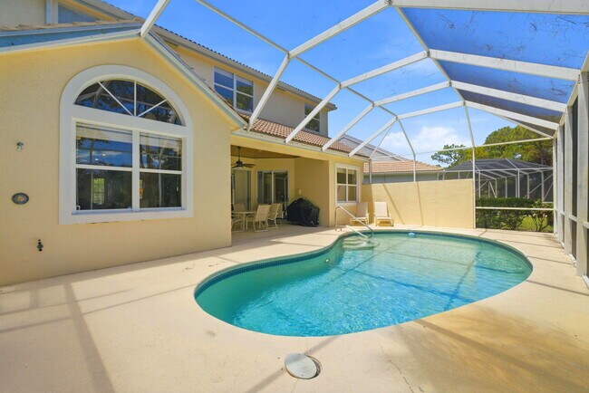 Foto del edificio - 6483 Wild Olive Ln