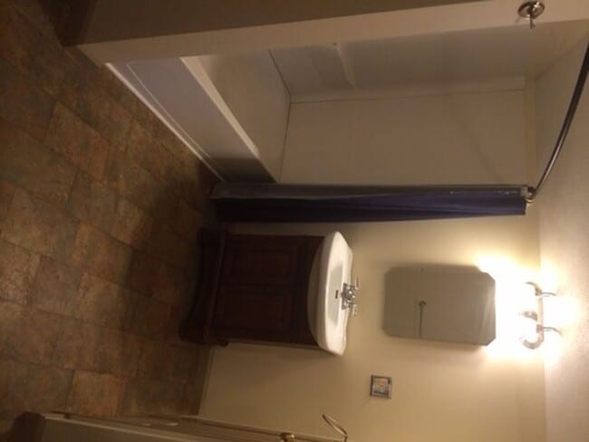 Foto del edificio - 356 Arch St