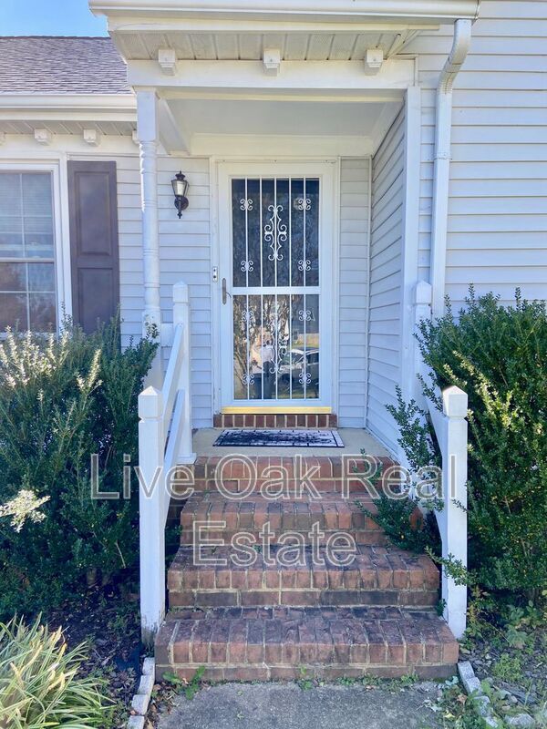 Building Photo - 1229 Mendelssohn Ct