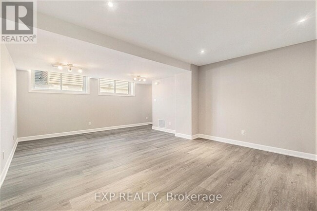 Building Photo - 1227 Montblanc Cres