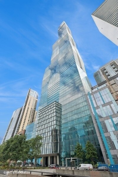 Primary Photo - 363 E Wacker Dr