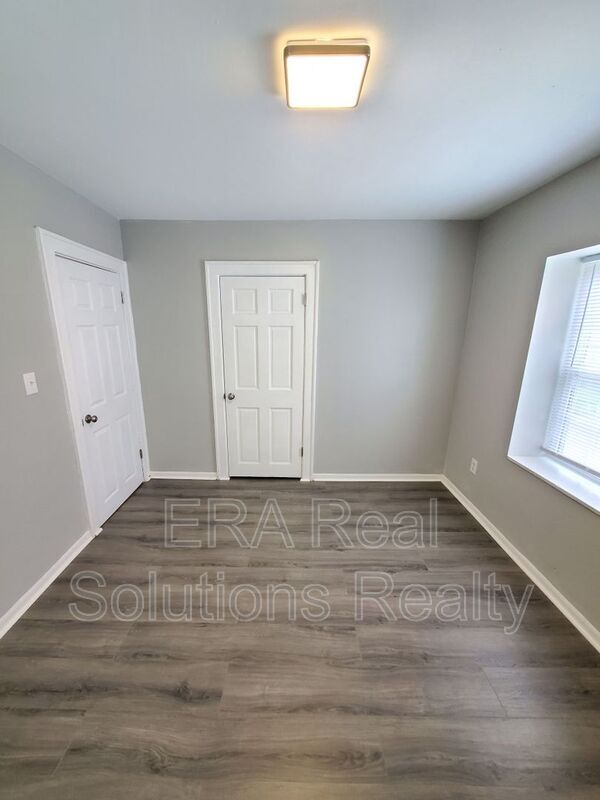 Building Photo - 93 Lechner Ave
