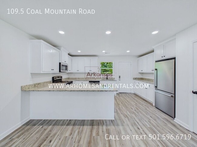 Building Photo - 109.5 Coal Mountain Rd