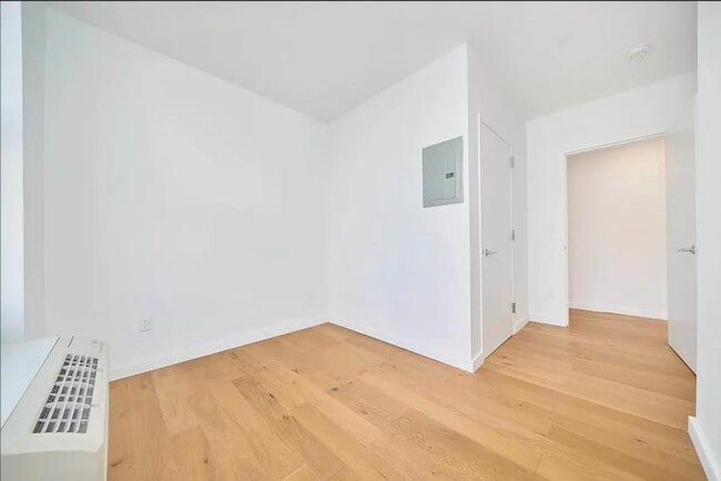 Foto del edificio - 2 bedroom in New York NY 10035