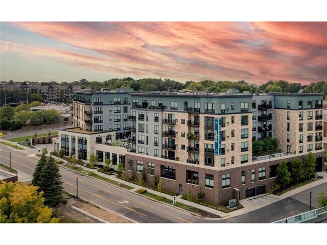 Building Photo - 5220 Eden Ave