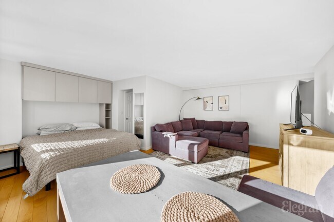 Foto del edificio - 225 E 36th St