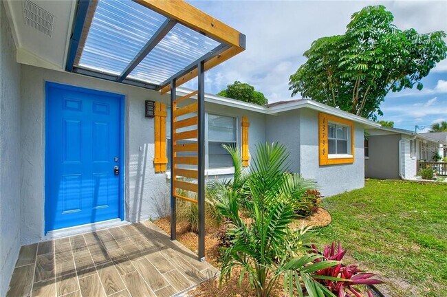 Building Photo - 13738 Coco Ave