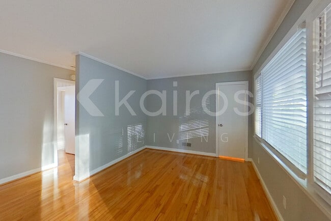 Building Photo - 1703 Morninghill Dr