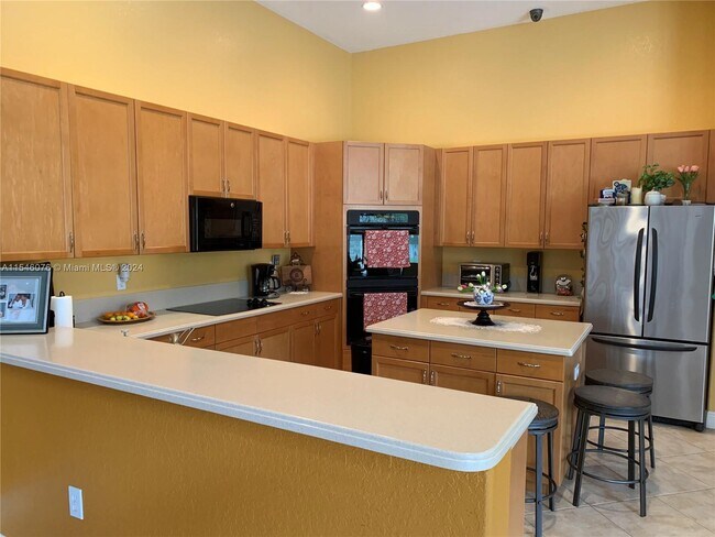 Building Photo - 4723 SW 195th Way
