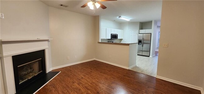 Building Photo - 3282 Hidden Cove Cir NW
