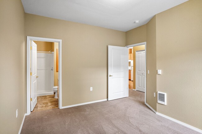 Interior Photo - Harmony Crossing