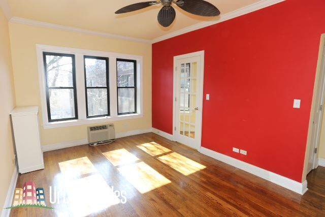 Foto del edificio - 736 W Addison St