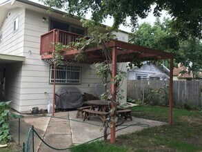 Building Photo - 1029 Terry St