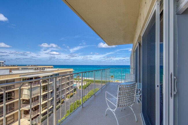 Foto del edificio - 3230 S Ocean Blvd