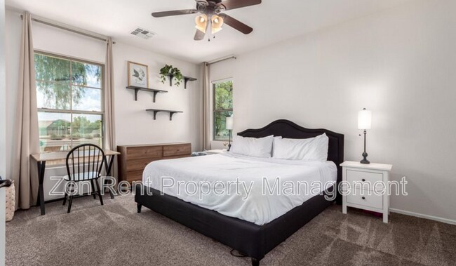 Foto del edificio - 4495 E Woodside Way