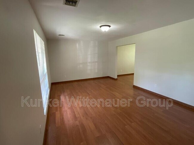 Foto del edificio - 1409 Princeton Dr