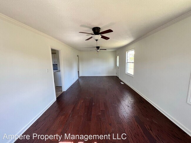 Building Photo - 2 br, 1 bath House - 317 S Howell Ave