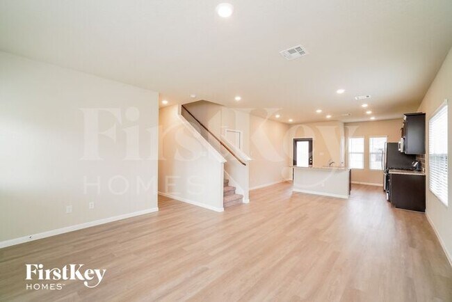 Foto del edificio - 15144 Maskette Ave