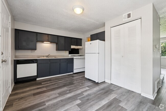 Building Photo - Gateway Apartments