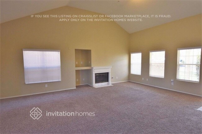 Building Photo - 7400 Nye Dr