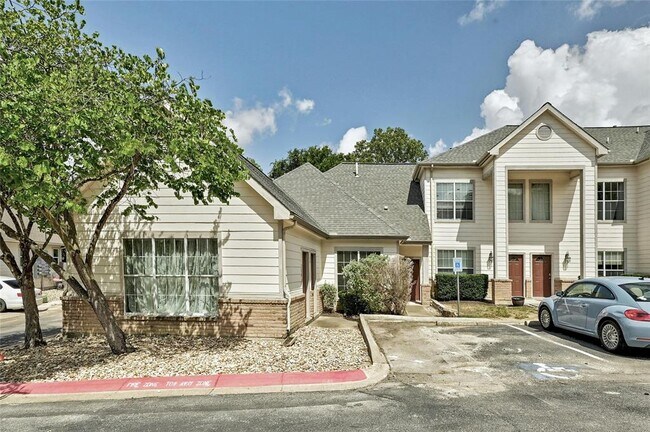 Foto del edificio - 12230 Abbey Glen Ln