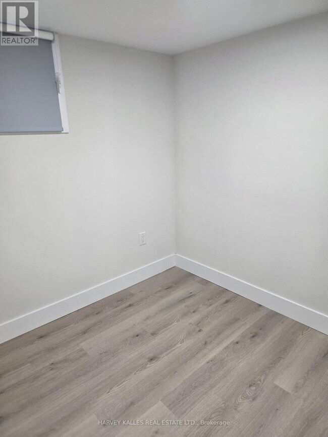 Building Photo - 111 McAllister Rd