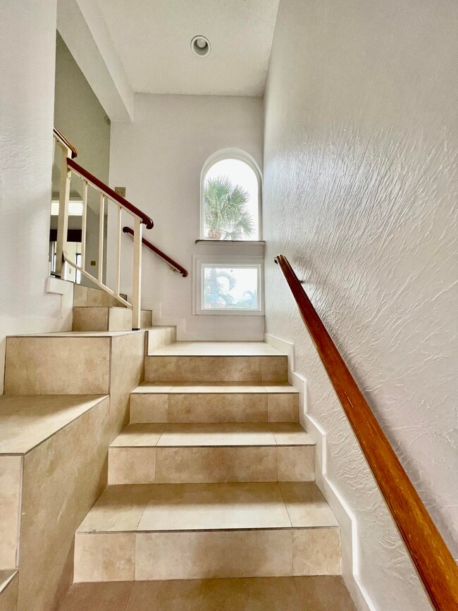 Building Photo - 7918 Granada Pl