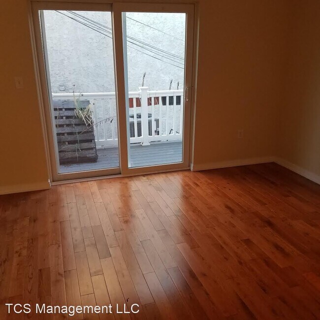 Foto del edificio - 1 br, 1 bath House - 2403 E. Norris St. #2...