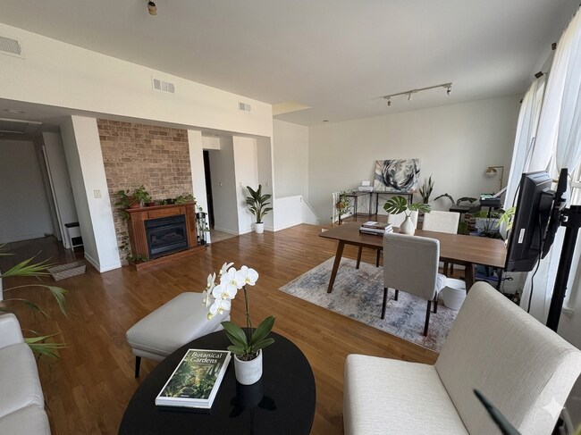 Foto del edificio - 15 Glenridge Ave