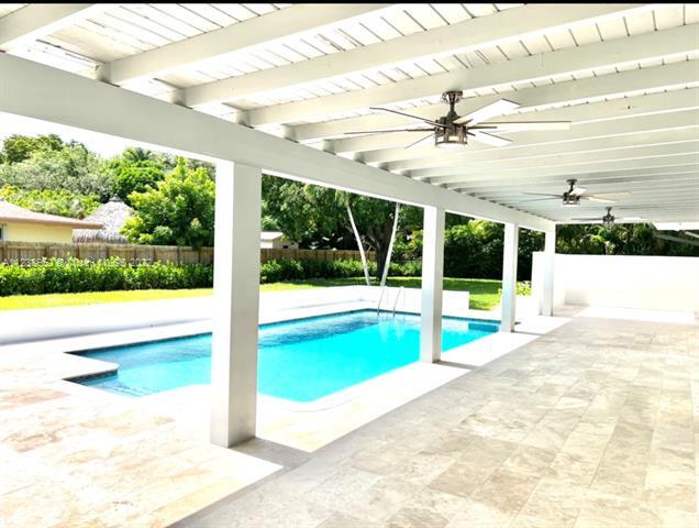 Foto del edificio - 11990 SW 84th Ave