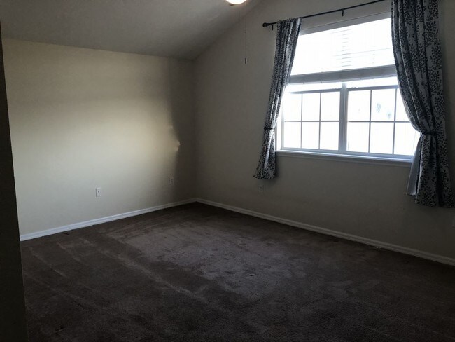 Foto del edificio - 2 Story Townhome in Village at Lake Highland