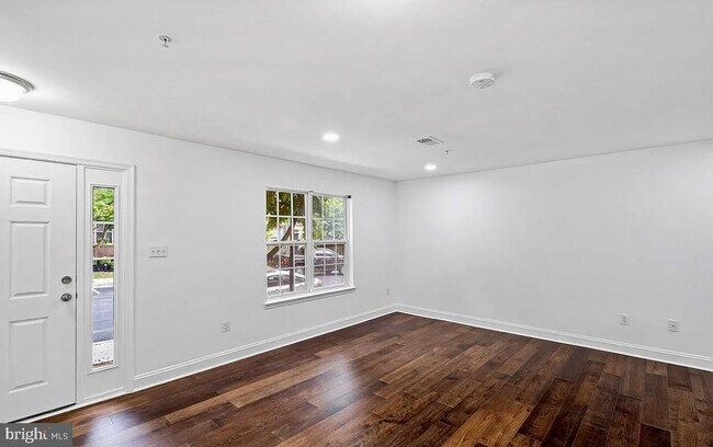 Foto del edificio - 12710 Horseshoe Bend Cir