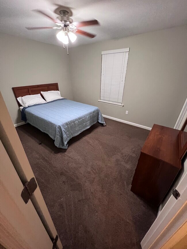 Foto del edificio - 1928 Corvallis Ave