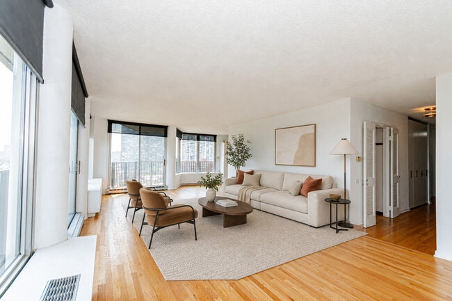 Building Photo - 4170 N Marine Dr